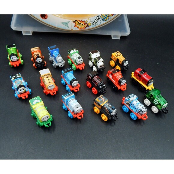 Thomas The Train Minis Super Hero Carrying Case Built In Track Lot 16 Minis Toy - Picture 2 of 11